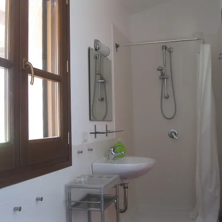 Sa Ingia Bed & Breakfast